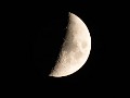 01 今日は木星と土星の約400年ぶりの大接近をNIkon COOLPIX P950で撮影しました。まずは月です。望遠側いっぱい、ノートリミングでこれだけ写ります。