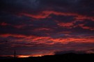 02 普通は台風通過後に綺麗な夕焼けが望めますが、今回は通過するのかしないのか…これも異常気象なのでしょうか。ともあれ涼しい風にはっとして温度計を見たら23℃。やっと秋めいてきました。Canon EOS 5D Mark IV　Canon EF24〜105mmF4