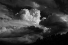 03 雄大な入道雲はモノクロームでさらに迫力を増します。Canon EOS 5D Mark IV　Canon EF24〜105mmF4